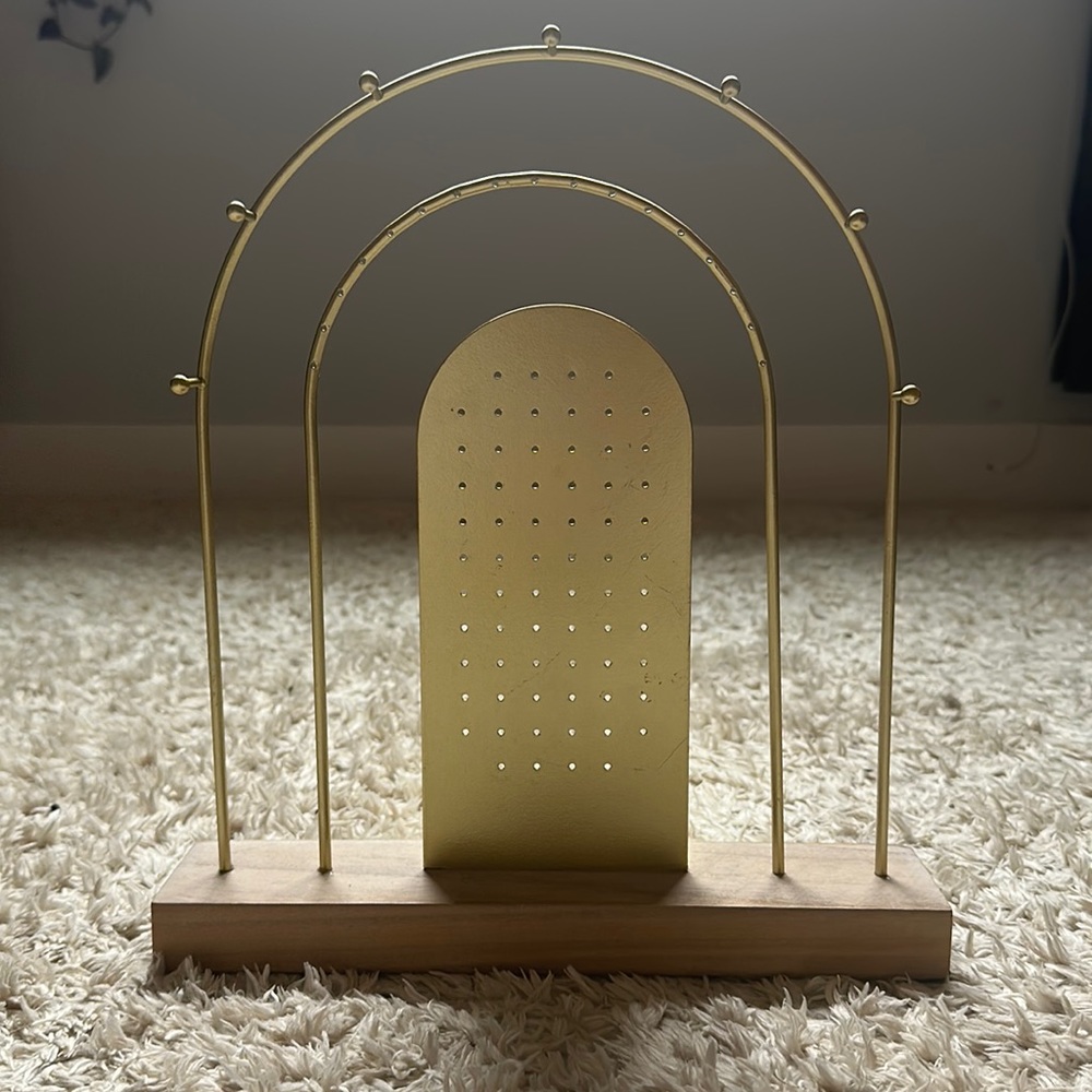 JEWELRY HOLDER